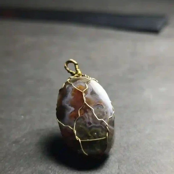 Special Saqleh Landscape Tree Necklace