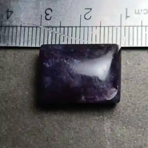 نگین عقیق بنفش درجه 3